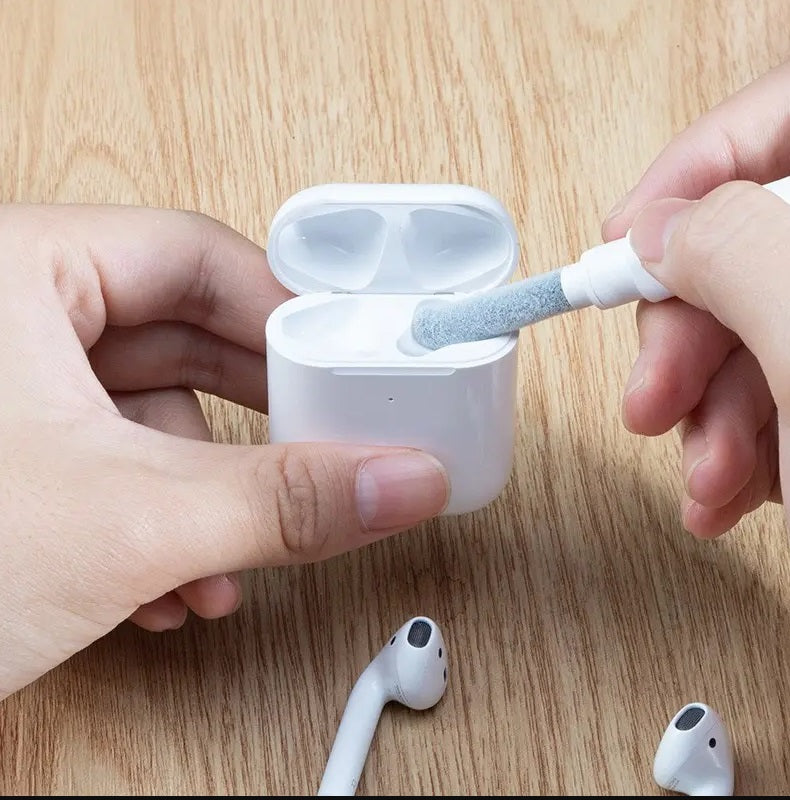 SiGN 3-in-1-Multi-Reinigungsset für AirPods und Ladekoffer