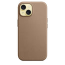 FineWove Schutzhülle mit MagSafe für iPhone 15 - Braun